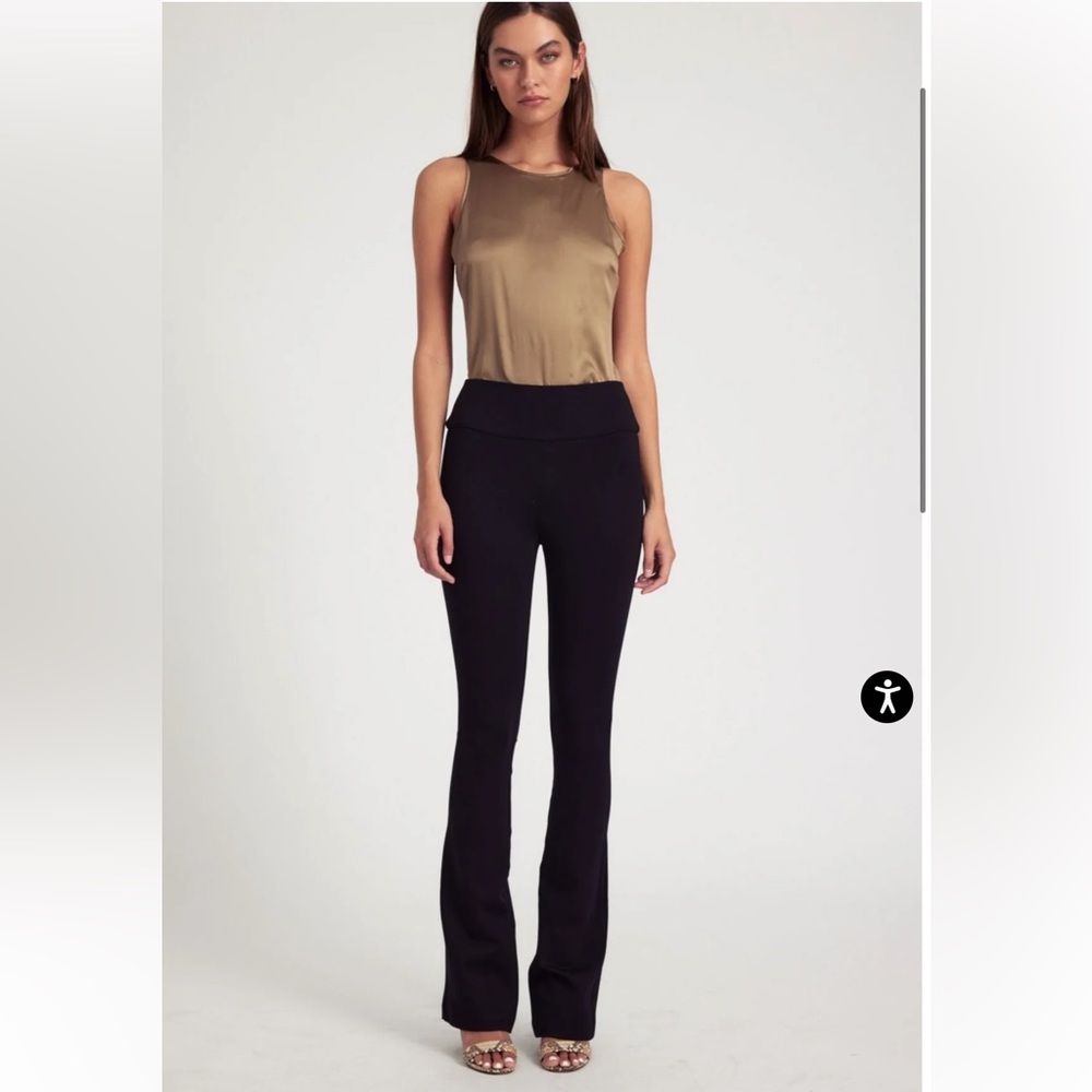 SPRWMN Micro Flare size XS short in black